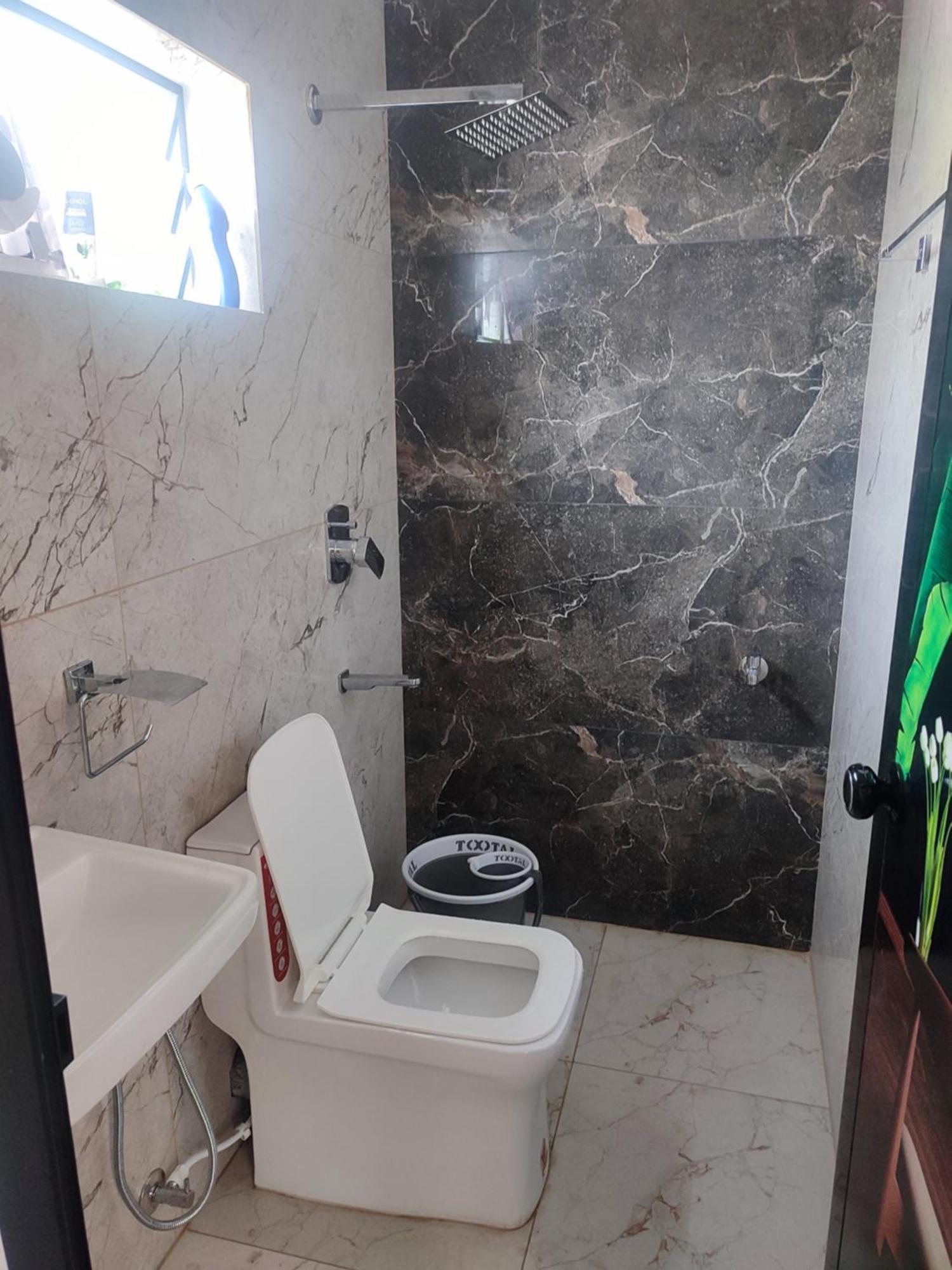 Alam Homestay Kochi Eksteriør bilde