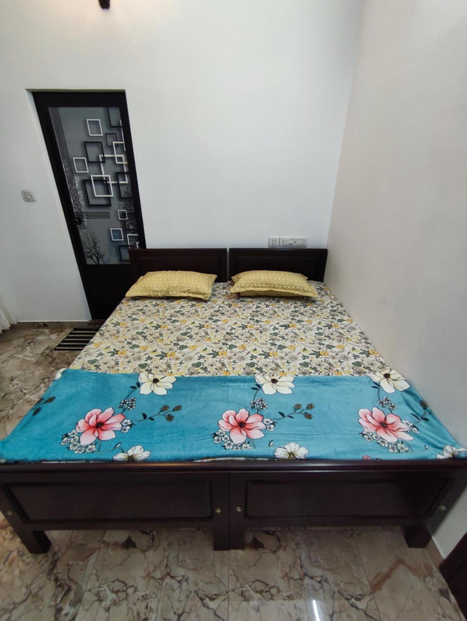 Alam Homestay Kochi Eksteriør bilde